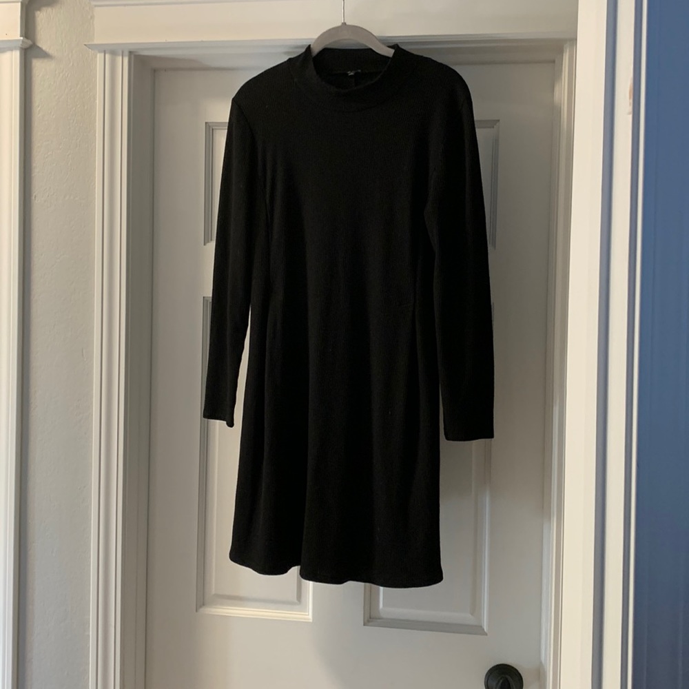 Madewell black long sleeve sweater dress. Size M